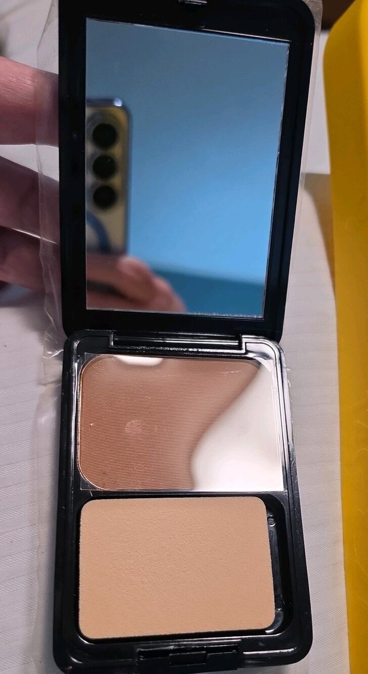 Color Perfect Dual-Activ Powder Foundation Cocoa Beige Wet/Dry Compact New